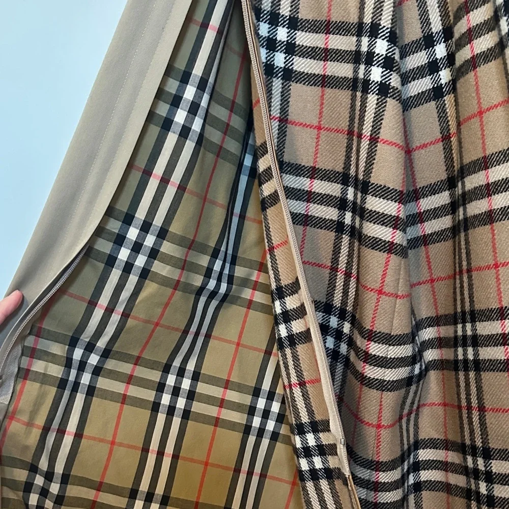 Burberrys Honey Trench Coat EUC - Picture 9 of 15